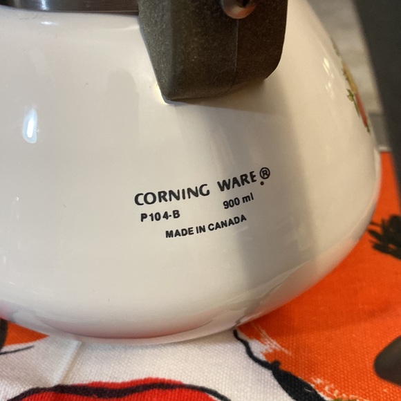 Vintage Corningware Spice of Life tea pot - Picture 2 of 6